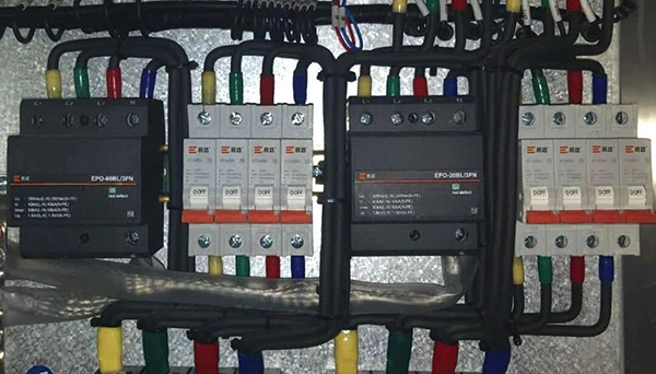 环控柜：YSPD T2系列（385VAC）+ ESCB专用后备保护器