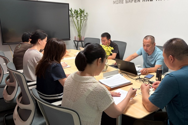 杭州易造顺利通过ISO三体系监督审核,以规范管理夯实浪涌保护业务,杭州易造ISO三体系监督审核首次会议现场二 杭州易造顺利通过ISO三体系监督审核,以规范管理夯实浪涌保护业务,杭州易造ISO三体系监督审核首次会议现场二