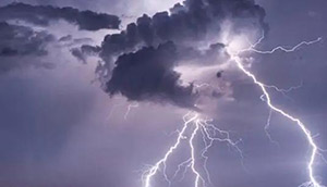 雷电是如何产生的&mdash;一分钟获得新知识--易造防雷